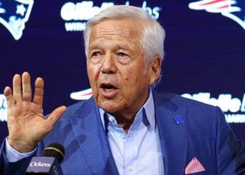 Patriots in Talks with Pro Bowl QB