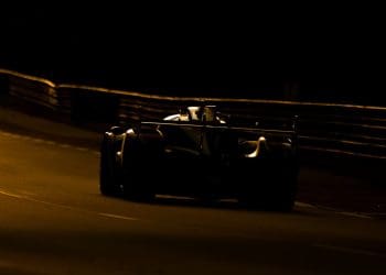 Hirakawa lidera em Le Mans após 16 horas com safety car prestes a sair.