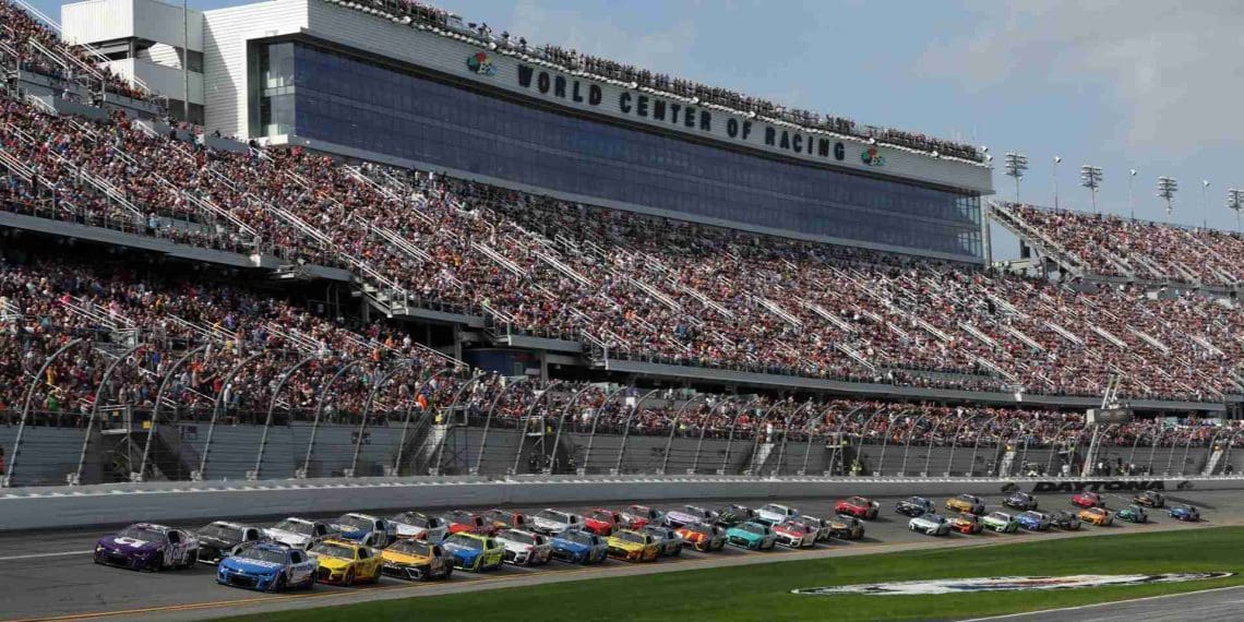 ¡Últimas noticias desde la Daytona 500 de la NASCAR en 2024!