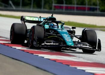 Crawford termina primeiro teste de F1 com Aston Martin na Áustria