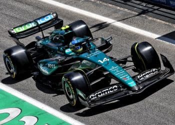 Alonso: Aston Martin precisa interromper discussões e começar a implementar futuras atualizações na F1.