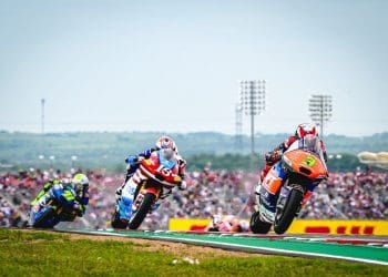 Garcia vence primeira corrida de Moto2 em COTA