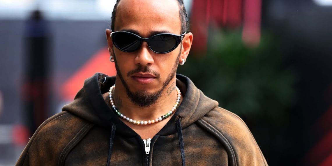 Hamilton defende decisão de se juntar à Ferrari em 2025.