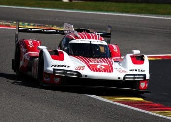 Estre leva Porsche ao topo em segundo treino em Spa.