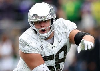 GIANTS COACH CAUGHT TALKING TO SENIOR BOWL STAR ON OL!