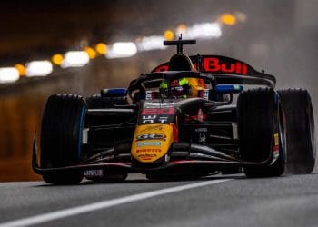 VÍDEO: Piloto da F2 Isack Hadjar escapa por pouco de acidente no túnel do Grande Prêmio de Mônaco.