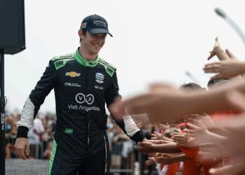 Ilott substituirá McLaren em corrida da IndyCar