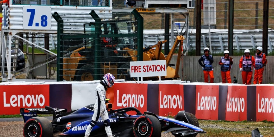 Piloto da Williams envolvido em outro acidente durante a primeira sessão de treinos do Grande Prêmio do Japão da Fórmula 1.