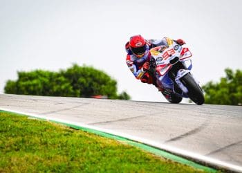 Marquez cai, Bagnaia lidera – Resumo do treino em Portimão