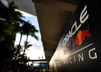 Parceria da Ford com a Red Bull Racing é atualizada após saída de Newey.