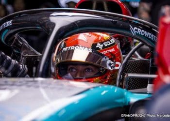 Russell: Suspensão de corridas é uma chance para um jovem piloto.