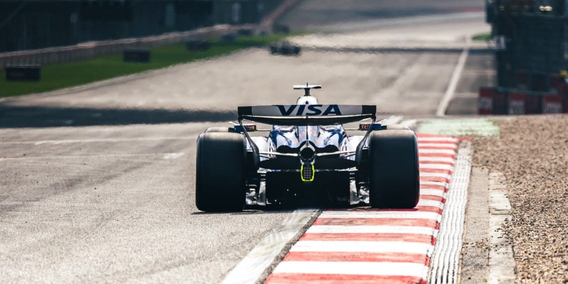 Ricciardo penalizado com queda de três posições no grid para Miami
