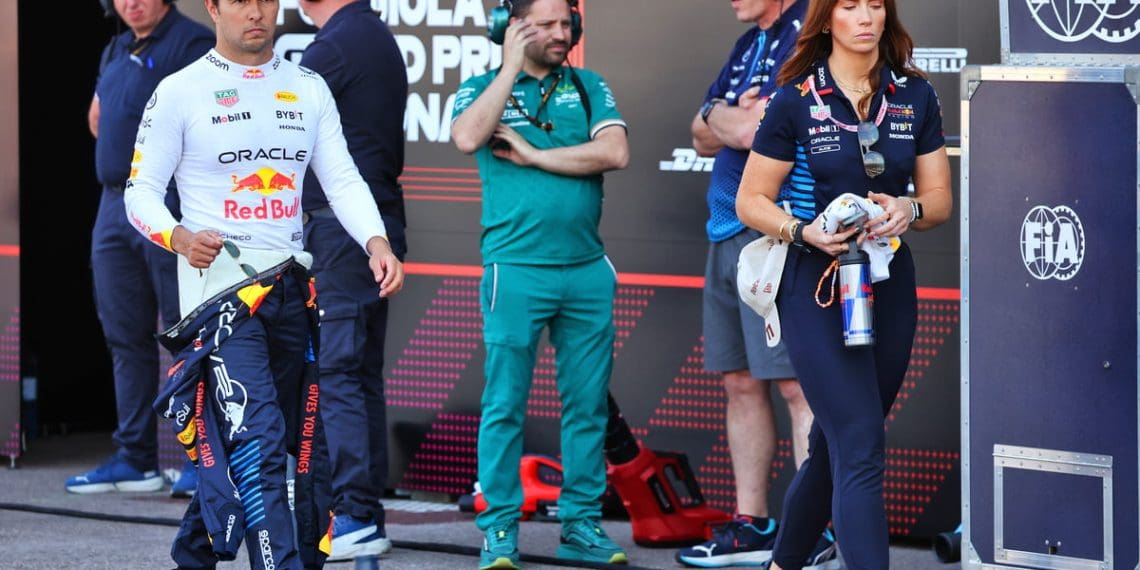 Grande Prêmio de Mônaco interrompido devido à colisão entre Haas/Perez.