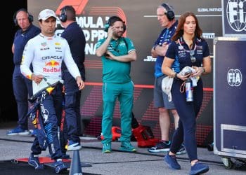 Grande Prêmio de Mônaco interrompido devido à colisão entre Haas/Perez.