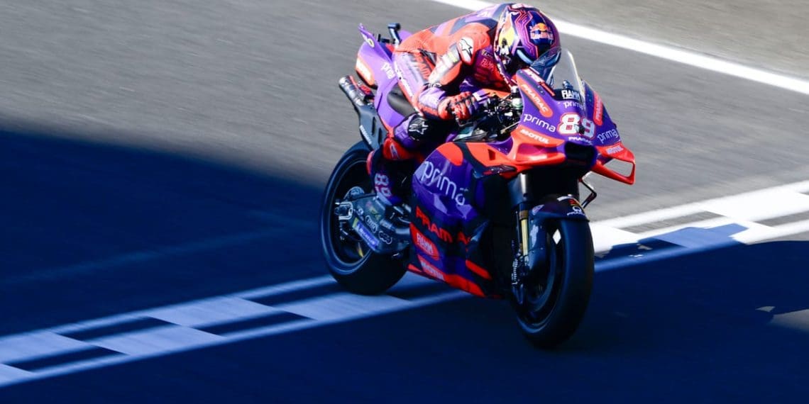 Martin garante primeiro lugar na qualificação de Le Mans apesar de colisão com Bagnaia.