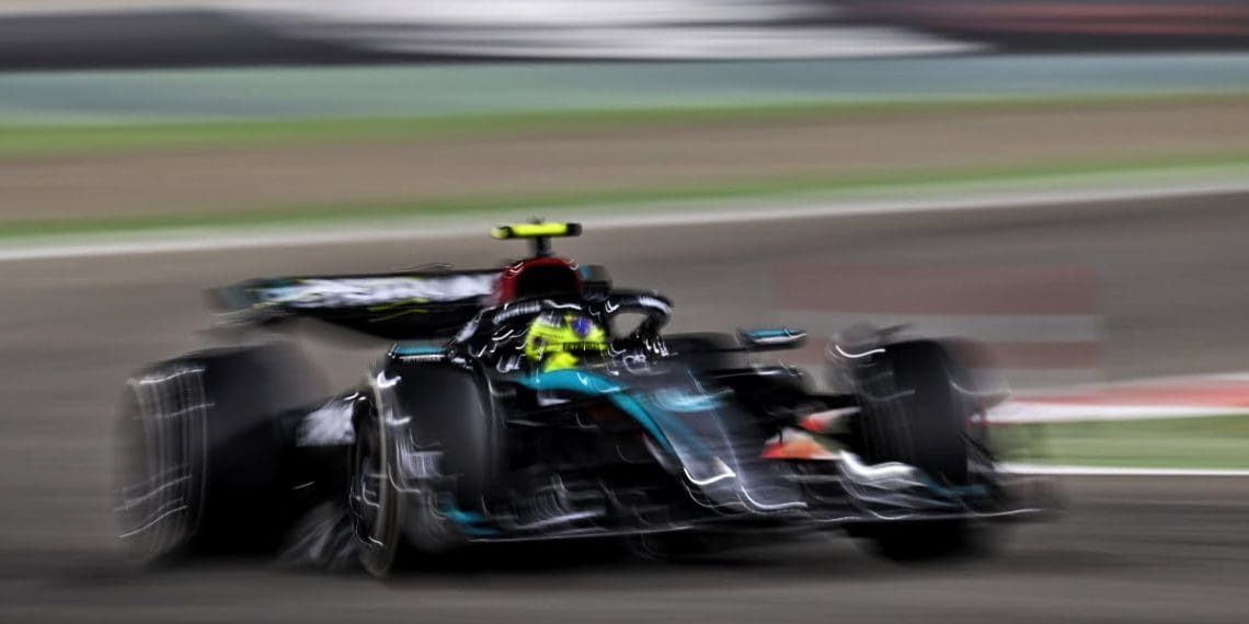 Wolff: Mercedes perdeu 0,5 segundos por volta no GP do Bahrain devido a problema de refrigeração do motor ‘inesperado’.