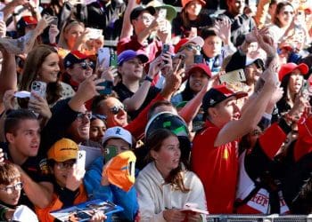 Melbourne se prepara para as celebrações do Grande Prêmio da Austrália de 2024.