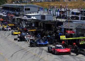 Acura #10 Albuquerque lidera em sessão caótica em Laguna Seca do IMSA