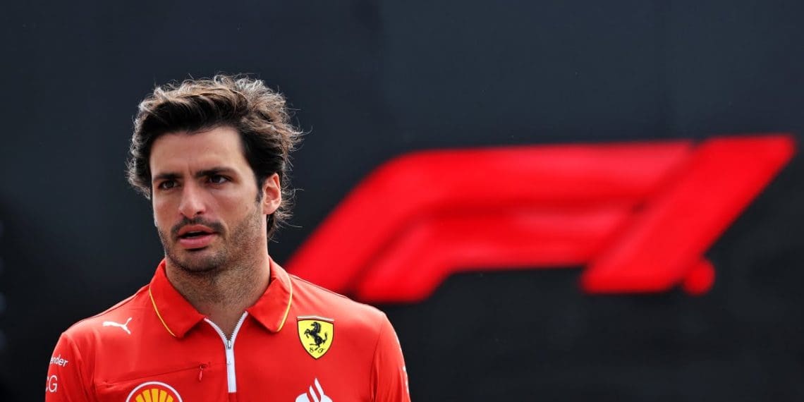 Sainz excluído do Grande Prêmio da Arábia Saudita devido a apendicite; Bearman terá sua primeira corrida de Fórmula 1 com a Ferrari.