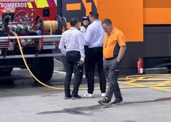 Galeria de Fotos – Incêndio na área VIP da McLaren