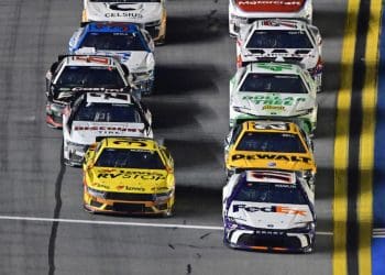 Squadre NASCAR cercano aiuto legale per trattative sui charter.
