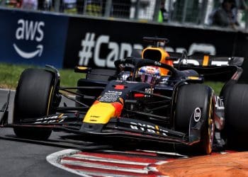 Verstappen acredita que a Red Bull pode resolver o problema de pegar nas zebras da F1 sem sacrificar o desempenho aerodinâmico.
