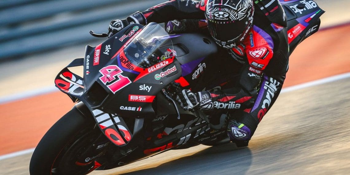 Espargaro lidera segundo treino de MotoGP em Catalunha, Marquez aceita destino no Q1