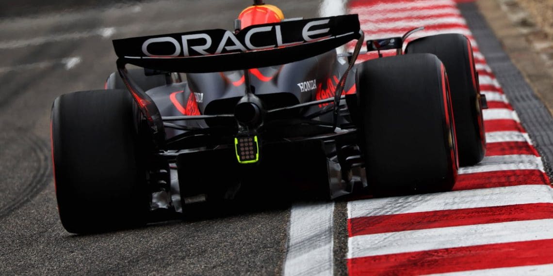 Verstappen garante o primeiro lugar na qualificação do Grande Prêmio da China de Fórmula 1.