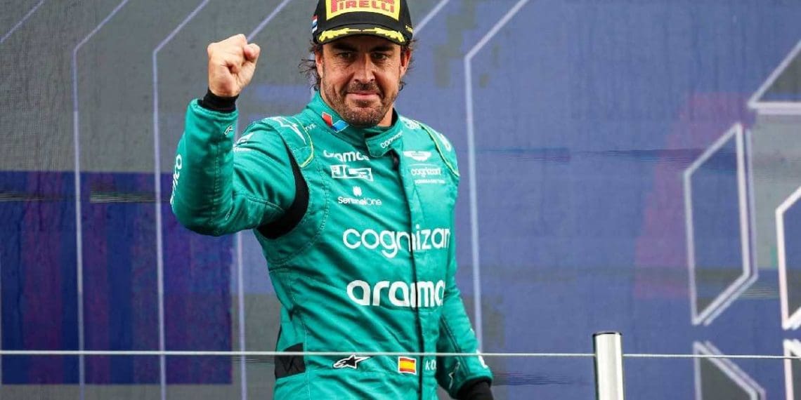 Fernando Alonso visa transformar a Aston Martin em uma equipe campeã após assinar uma extensão de contrato de longo prazo.