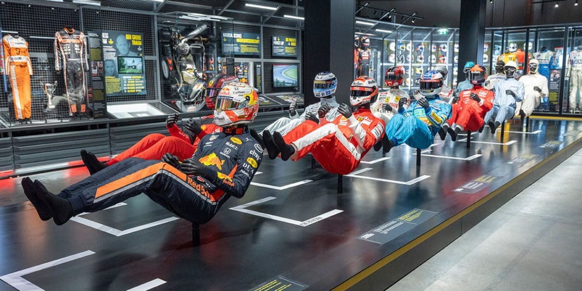 EXCLUSIVO: F1 showcase em Londres para celebrar o Grande Prêmio da Grã-Bretanha.