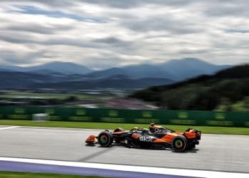 McLaren revela novas melhorias na Áustria enquanto a Red Bull intensifica perseguição na Fórmula 1.