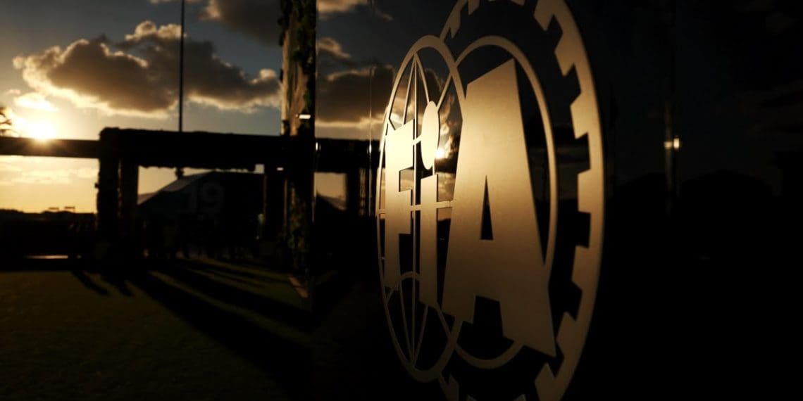 FIA e FOM esperam que tensões diminuam com nova proposta estratégica.