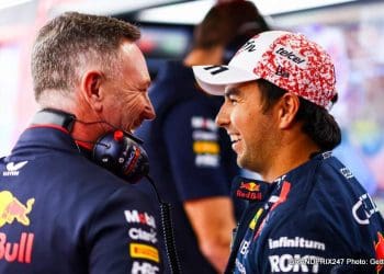 Red Bull boss Horner revela aposta com Perez para garantir lugar na primeira fila em Suzuka.