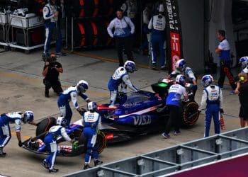 Mekies lamenta o progresso de Ricciardo desperdiçado no Grande Prêmio da China de Fórmula 1.