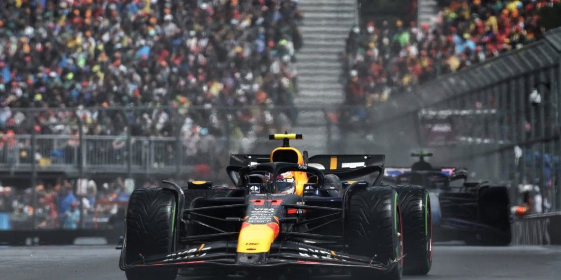 Perez penalizado por dirigir com carro danificado na Fórmula 1 no Canadá.