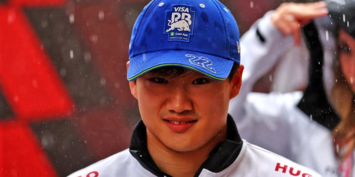 Tsunoda aberto a ofertas de outras equipes de Fórmula 1 além da Red Bull.