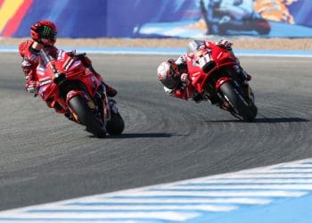 Bagnaia relaciona desafios da Ducati com o sucesso de Acosta.