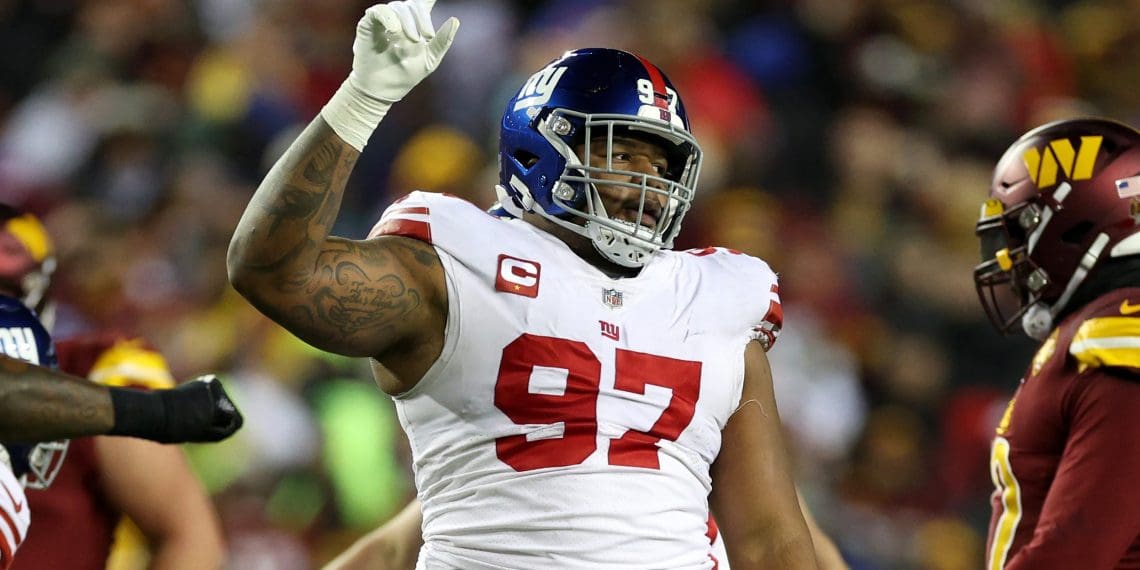 GIANTS TRADE PITCH FLIPS DEXTER LAWRENCE FOR $96 MILLION WR