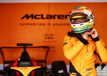 Bustamante emocionado com primeiro pódio de 2024 na F1A em Miami.