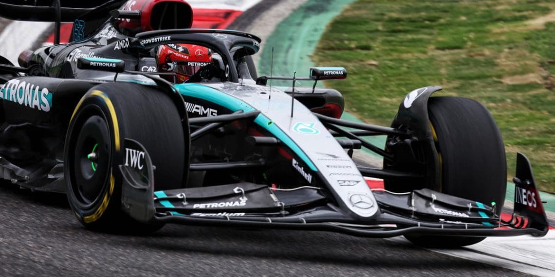 Russell expressa frustração por eliminação no GP da China.