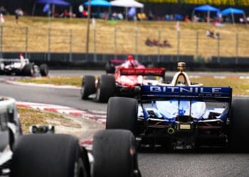 Nova Aeroscreen revisada e bordas da asa traseira iluminadas reveladas para campanha de 2024 na IndyCar.