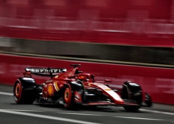 Vasseur afirma que vantagem da Ferrari na F1 sobre Verstappen é questão de décimos.
