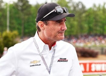 Equipe Penske interrompe principais líderes antes do Indy 500.