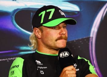 Audi renovação causa frustração em Bottas com sua equipe.