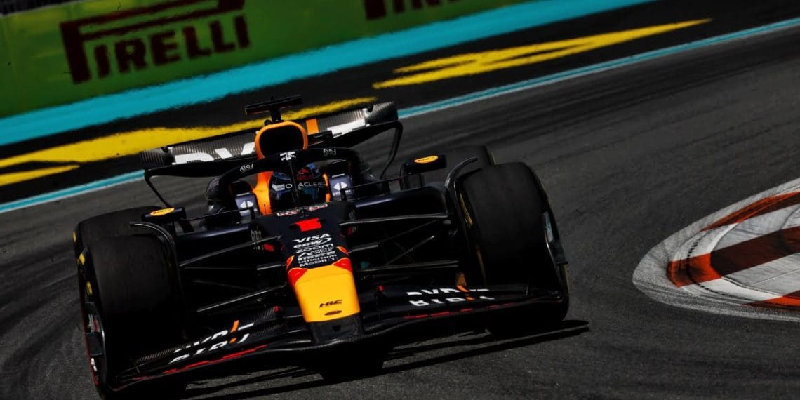 Verstappen surpreende com pole position de Sprint em Miami na Fórmula 1 após ‘volta desastrosa’