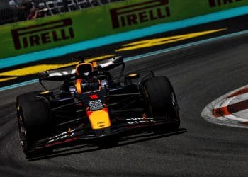 Verstappen surpreende com pole position de Sprint em Miami na Fórmula 1 após ‘volta desastrosa’