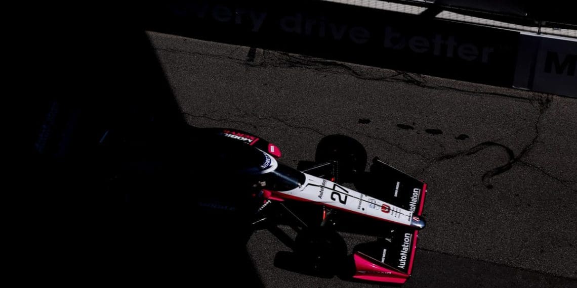 Conflito recente na IndyCar entre irmãos Andretti e Ferrucci ‘errático’.