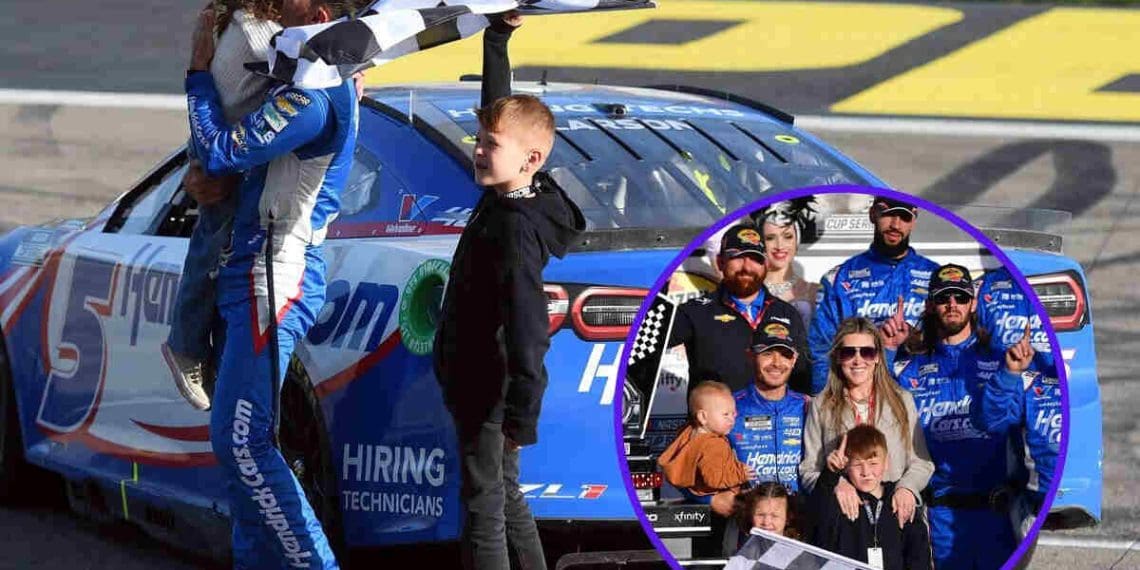 VÍDEO: Filhos de Kyle Larson invadem o campo para se juntar à celebração da vitória do piloto da HMS após vencer em Las Vegas, garantindo um lugar na pista da vitória.