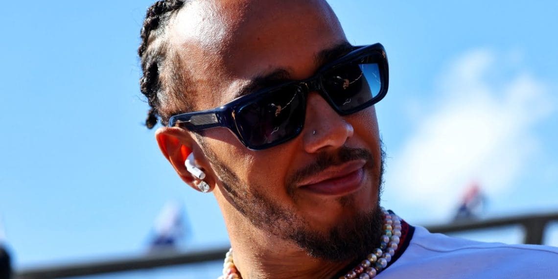 Hamilton segue positivo apesar de enfrentar seu começo mais difícil em uma temporada de Fórmula 1 em 2024.
