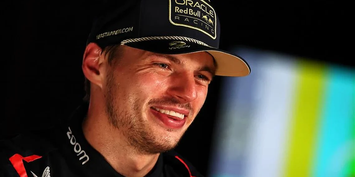 Max Verstappen chama atenção para cláusula polêmica em contrato com a Red Bull.
